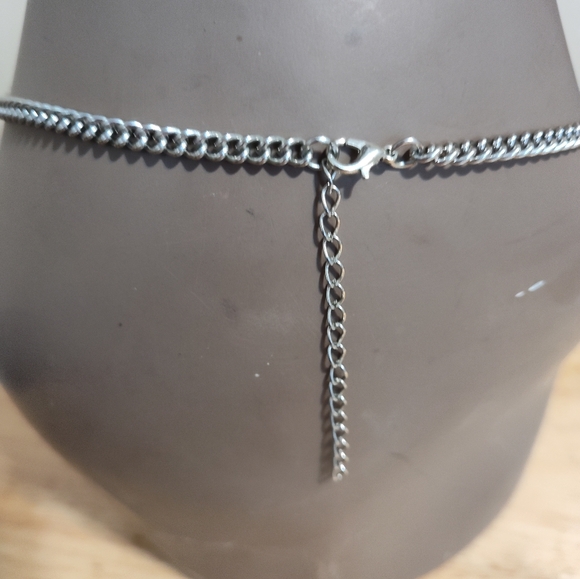 Necklace - Picture 2 of 2